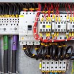 Electricien à Lormont : interventions rapides en périphérie bordelaise